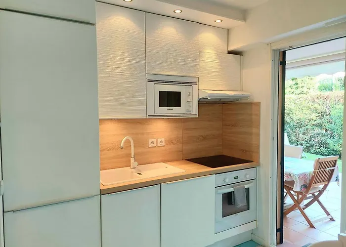 La Salis 3 Chambres, Jardin - 3 Bedrooms * אנטיב